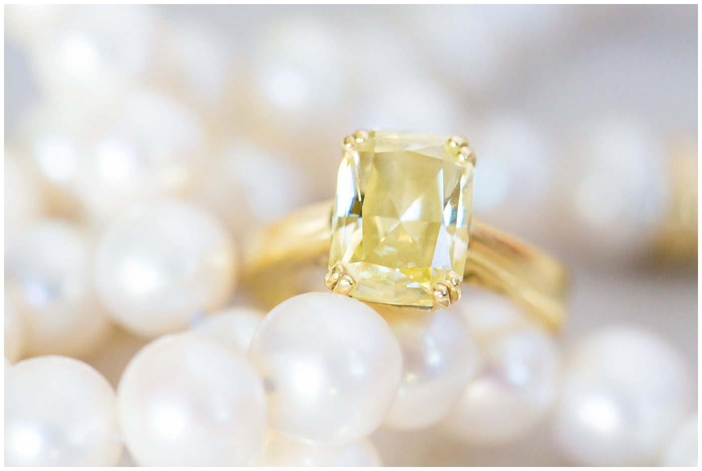 yellow canary diamond with gold band